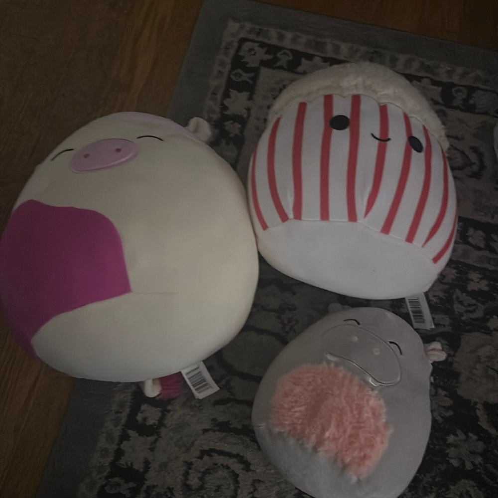 3 Squishmallows